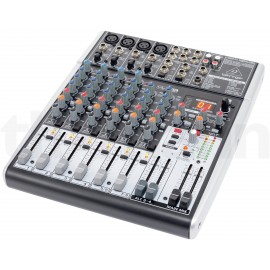 Смесителен пулт 4 моно + 2 стерео BEHRINGER X1204USB XENYX