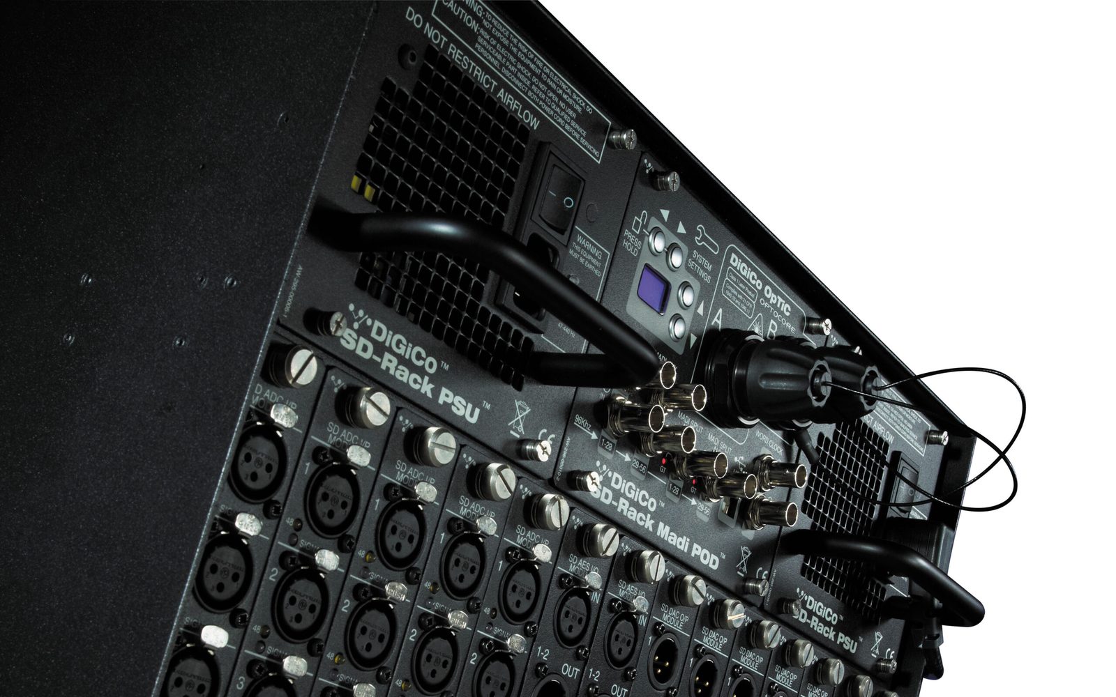DiGiCo SD-Rack — корпус под ъгъл